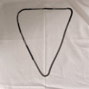 Black and metal chain necklace